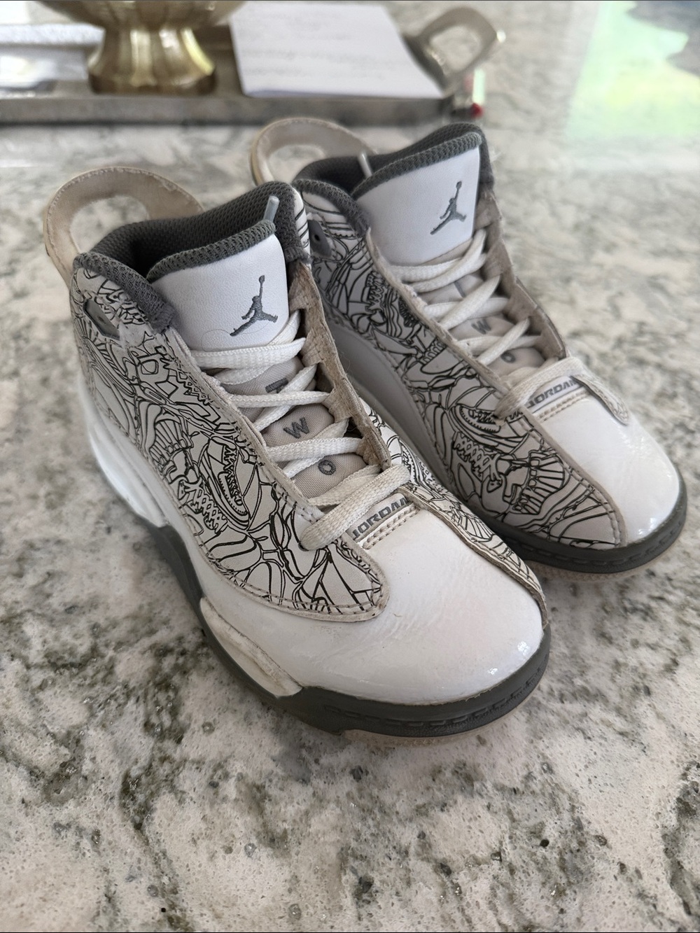 Jordan White & Gray Kids Graphic Jumpman Sneakers